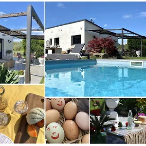 Vakantiehuis Le Galinie Chic'art. Un Bel Atelier Avec Piscine, Carpentras